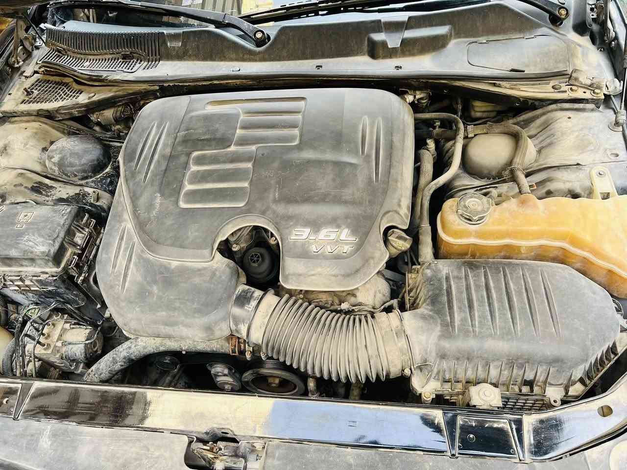 سلام عليكم  موديل 2014جارنجر وارد كندي ضربتهه بل عراق باب وجاملغ وبنيدمبدل لون اسود ماشيه 98الف ميل sxtرقم بصره الجديدتبريد كير محرك مكفولات السعر ١١٠ وبيهه مجال للطيبين *********** مكاني البصره
