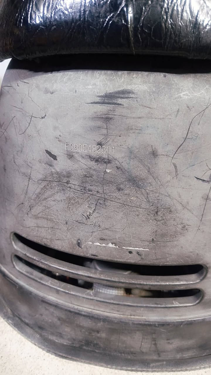 دراجه ماكس بوليس للبيع
مكفولة كفالة عامة 
الكفر كله ختم واحد 
زوج تايرات جدد 
العدادات شغالات
كهربائية كلها شغاله
مكينه بلادي أبد ماملعوب بيها
دراجه رمبه
السعر 750وبيها مجال 
مكاني  بغداد مدينه الصدر قطاع 39
‏‪***********‬
غير متواجد ع ألفيس
