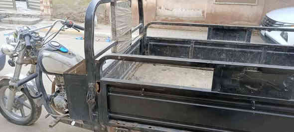 ستوتة للبيع موديل ٢٠١٧ رقم اليريدهة يتصل ***********
