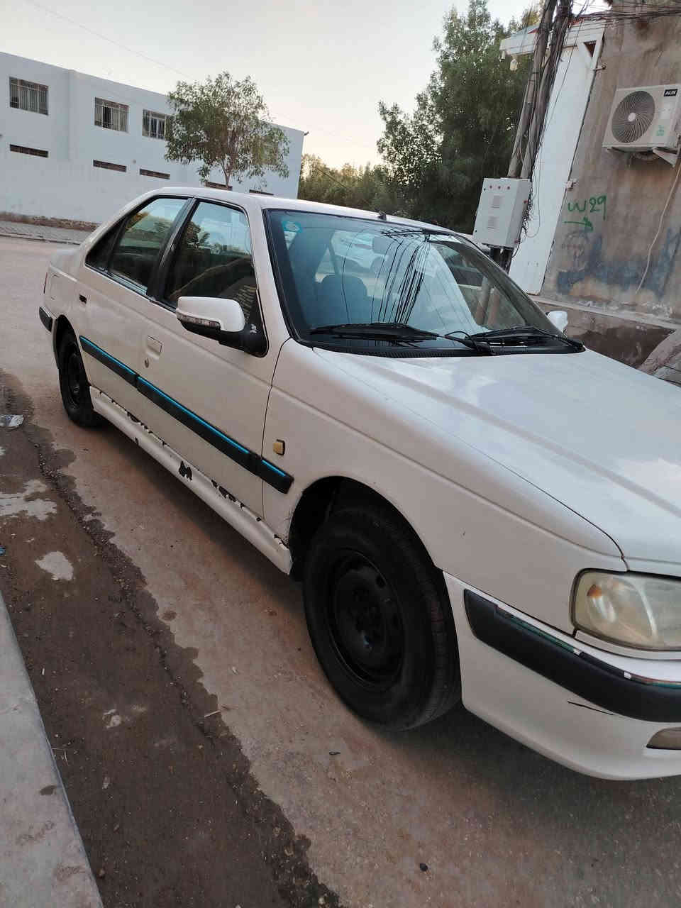 السلام عليكم بيجو بارص مديل 11 سنويه 27 سياره مكفوله فقط جاملغ الخلفي صبغ بدون دواخل جاهزه من كلشي مكينه مشروطه لا تنقيص ولا تبخير تبريد تدفئه شغال /السعر 37 وبيه مجال الاستفسار ***********
