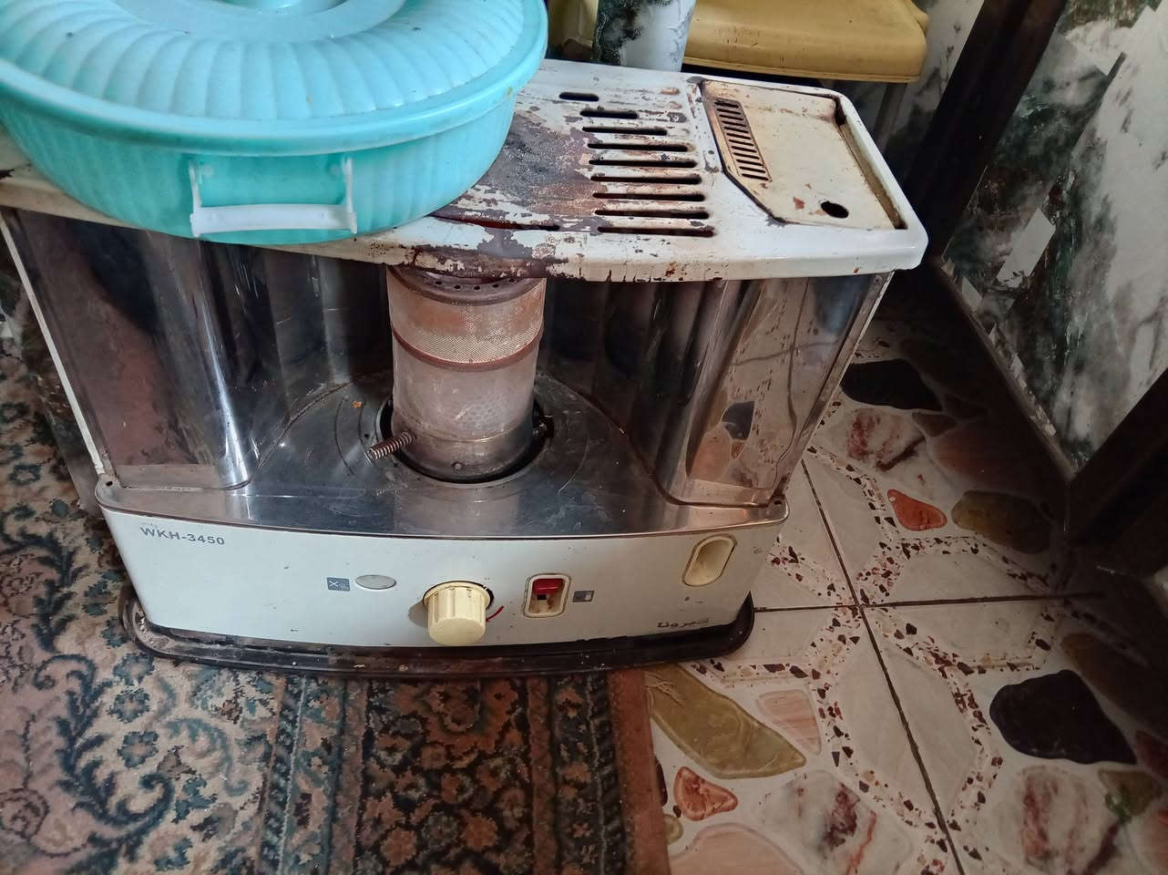 السلام عليكم صوبات نفطيه شغالات السعر أم الشبكه ٣٥ والثانيه بدون شبكه ٢٥الف.. رقم موبايل ***********
