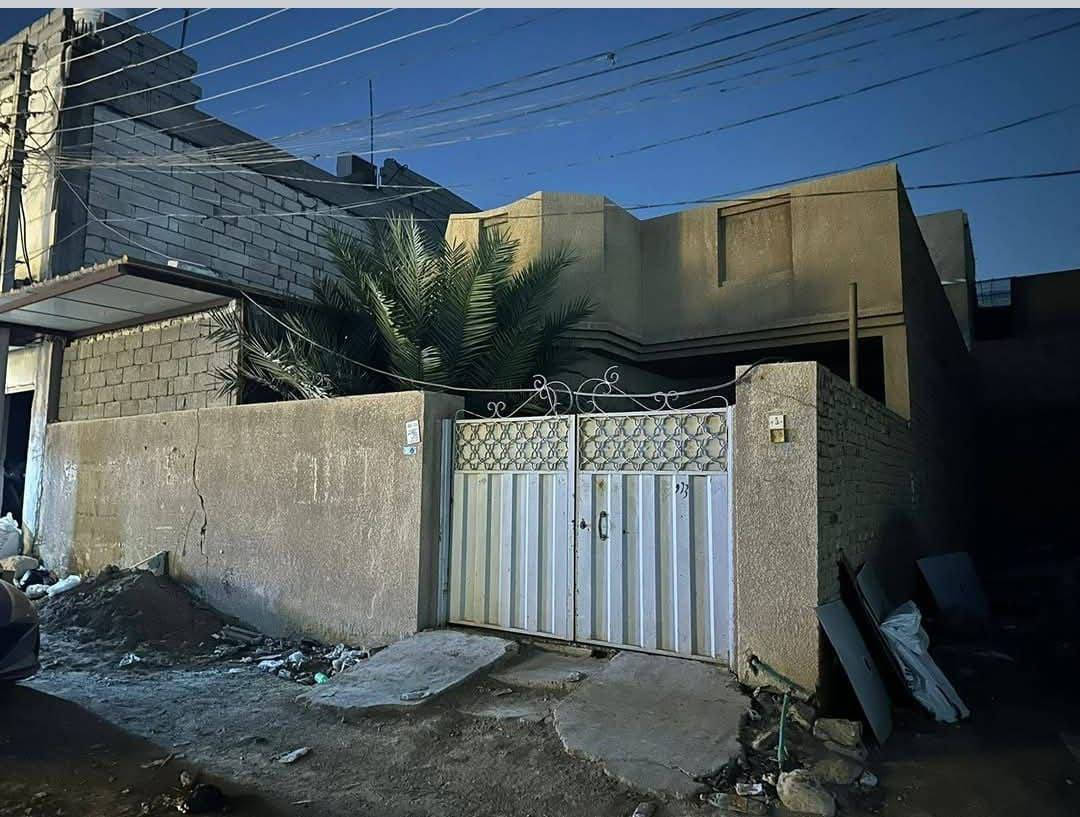 سلام علیکم بيع مستعجل
((نزلنه السعر)) 

بيت بناء قديم مساحه 200 متر

واجهه 10 ب 20

موقع تجاري)

سيف سعد حي المهندسين مقابل مجمع الذهب

للاستفسار  ***********
