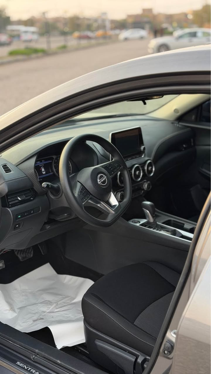 نيسان سنتره  SVموديل 25 دخول جديده بعدها كاتي ماشيه 3 الف فقط بيها بونيد صبغ  وتصليح بطانه شاصي بشرط ايرباك راجع سستم وسعرها مناسب 135 ورقه العنوان كركوك *********** صور الحادث بلمنشور كركوك, العراق
