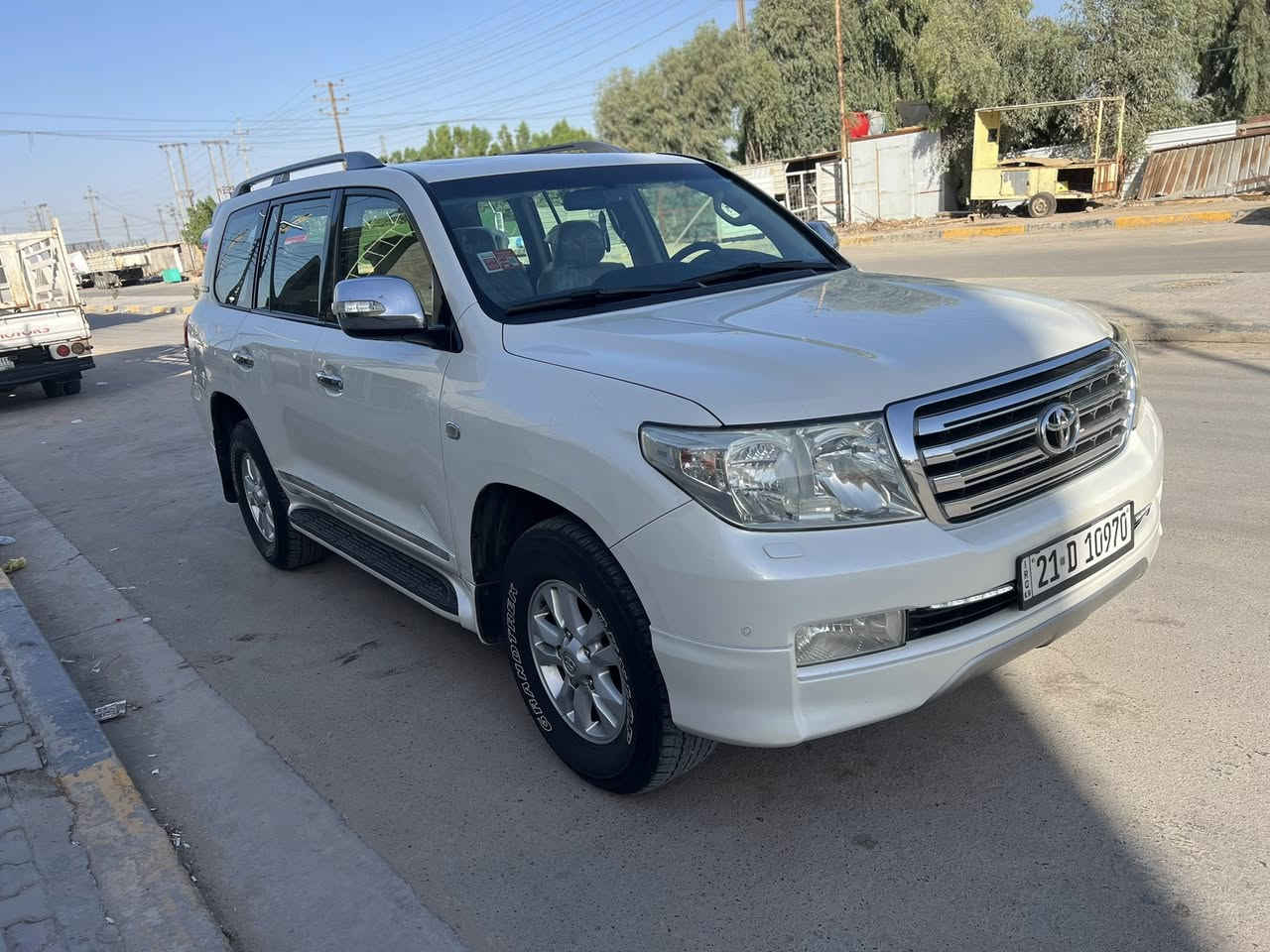 السلا عليكم لاندكروز موديل 11ستينيه سياره كفاله عامه سونار بل منشور كل نقص ما بيه مكان سياره لحصوه ابو غريب 
رقم سليمانيه بسمي *********** 
سعر 340 وبيه مجال
