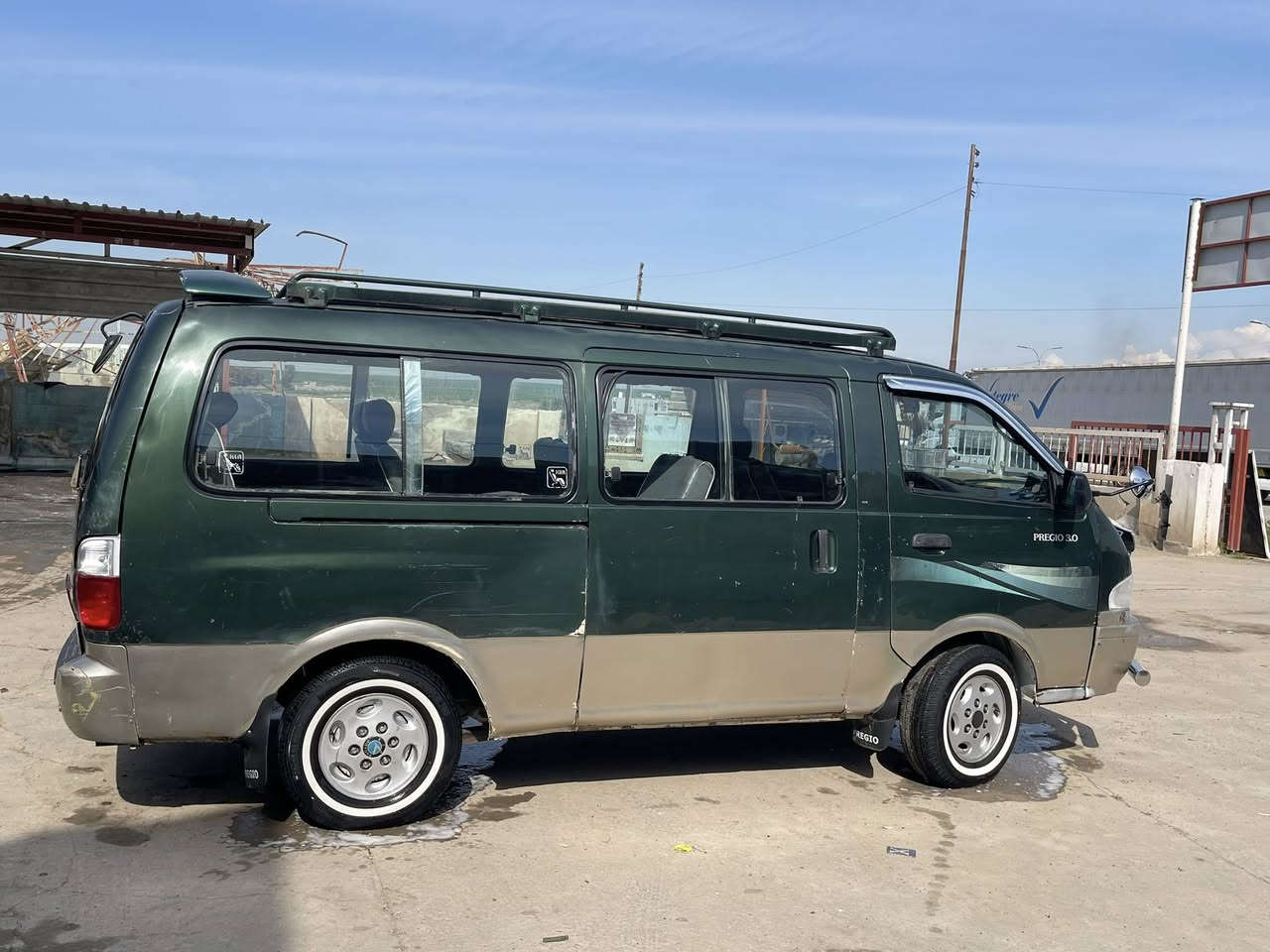 موديل 2002 سياره جاهزه خابرني ودلل ***********
