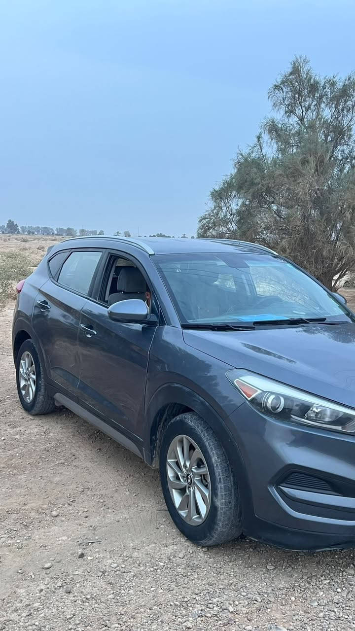 السلام عليكم
توكسان للبيع موديل 2018 امريكي
بدون صبغ فقط الدعاميه السياره جديده 
السعر 145 وبيها مجال 
للستفسار ***********
المكان صلاح الدين الضلوعيه
