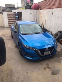 للبيع نيسان سنترا 2022امريكي  كشنات جلد   كشن السايق كهرباء  ابل كار ب...