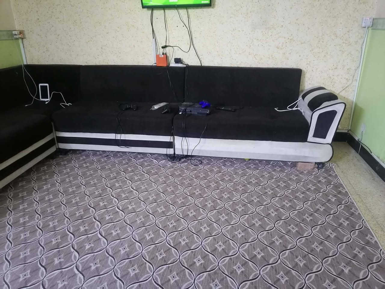 ديوان يحتاج ترتيب واضح للضرر قفل ب60 قفل فقط الشراي


**إذا كنت صاحب هذا الإعلان وتريد حذفه لأي سبب، رجاءا أرسل رسالة إلى الدعم الفني**