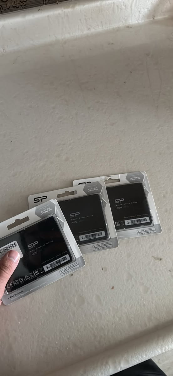 متوفر قطعتين سعر القطعة  260 الف 2TB جديد ممفتوح بي ضمان سعر الجديد بالصناعة ٣١٠ الف


**إذا كنت صاحب هذا الإعلان وتريد حذفه لأي سبب، رجاءا أرسل رسالة إلى الدعم الفني**