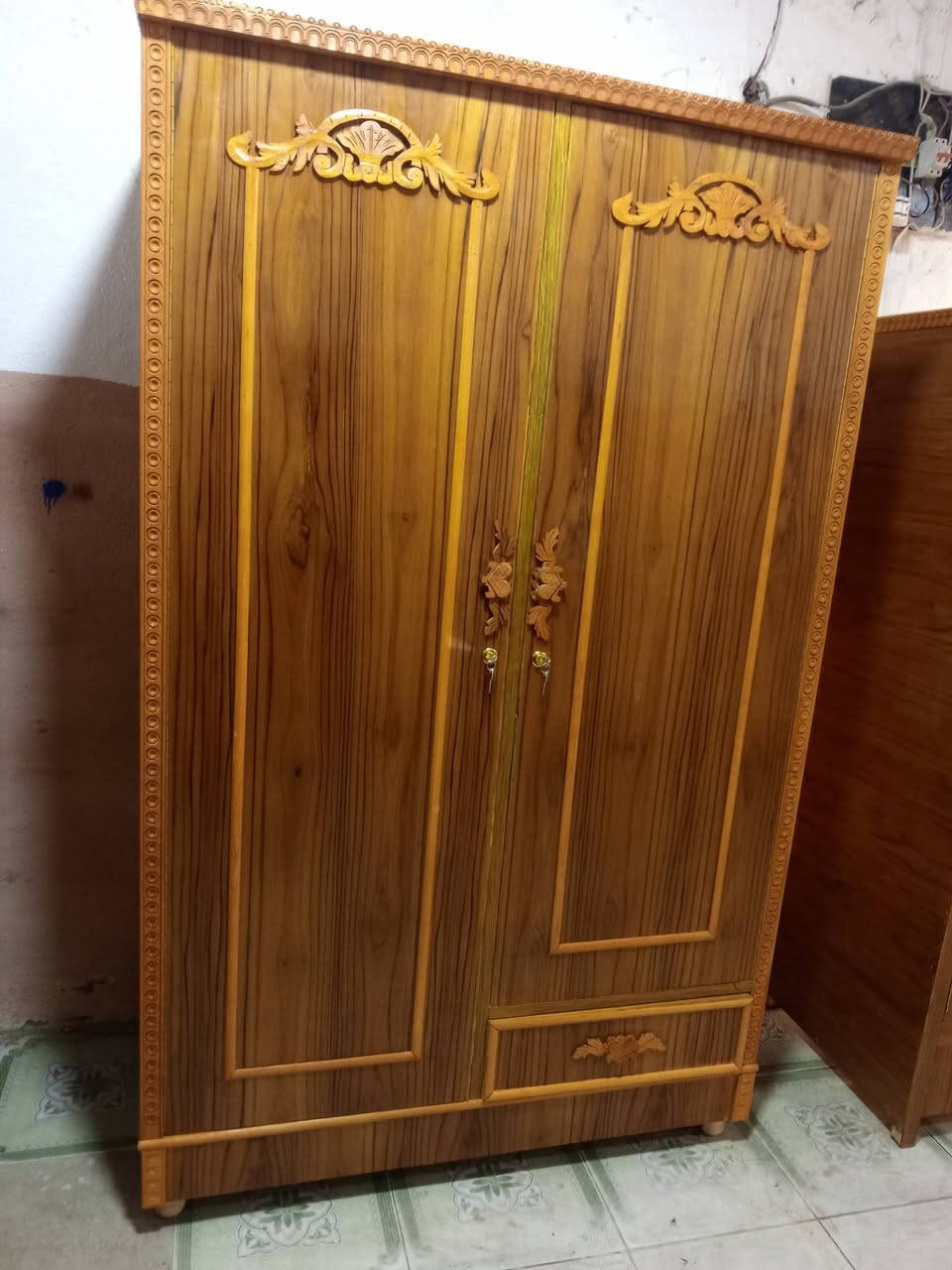 مرحبا أغراض للبيع للعنوان بعشيقة ***********
