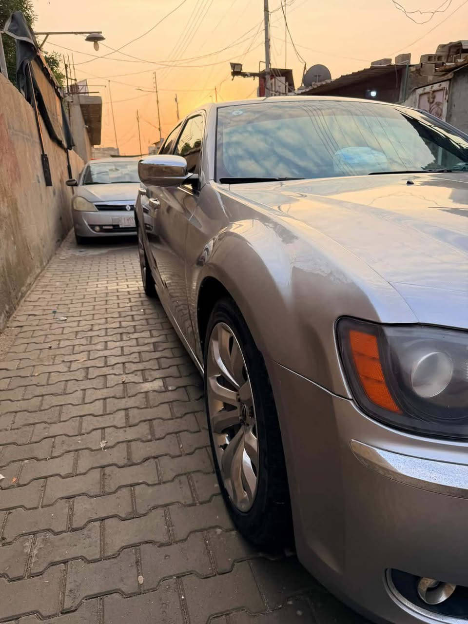 السلام عليكم اوبامه مديل ١٣ اصل وارد امريكي 
حادث مدكر وبنيد وبيهه صبغ حزام جماليه 
مكينة وكير وحداديه وكسل وتبريد كفاله 
مكينة 3600 رقم جديد نكليزي تحويل ثاني يوم 
***********
دواخل جلد سعر 145 سياره حلوه 
مكان سياره بصره  ورقم بصره البصرة, العراق
