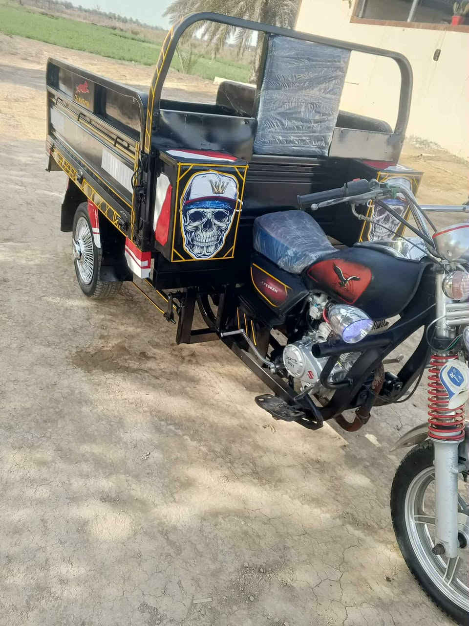 السلام عليكم ستوته للبيع موديل 18 ماكينه 23 اوراق اصولي ورقه وكيل ستوته جاهزه نقرهس ستوته مال جناي ما بيها اي نقص العنوان بابل الشوبلي السعر مليون و 300 بها مجال قليل للشراي ب العالم ***********
