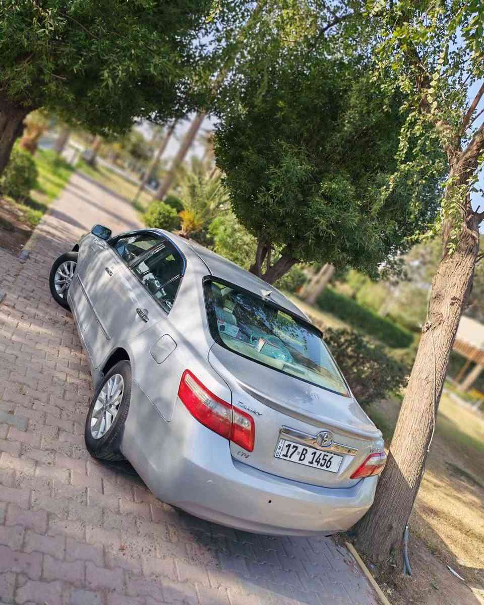 السلام عليكم ( للبيع ) 

تويوتا كامري موديل 2009 محدث بجم 2011  اخت الجديده 

محرك 4 سلندر 2400 كير جدد خير من الله  رقم انكليزي باسمي17 شرط التحويل يعني وين مايعجبك اتحول بأي محافظه  

 وارد امريكي حادثها جاملغ امامي فقط صبغتها حزام ع ايدي على اثر جراد بدون معجون اوضربه 

  مواصفات :- شاشه جبيره / كاميرا خلفيه / بلوتوث رام خزن / تحكمات جهتين 

صدر ورا وكدام مبدله جديد تخم تاير جديد باتري قبل اسبوع شديته جديد جامها كهربائياتها سنتر لوك كله بشرط شركه سياره مال جناي وين مايعجبك اطلع وترايها مال جديده لا تسمع صوت ولاطكه ولا وحيف واما السرعه فعباره عن صاروخ🚀  

العنوان:-بغداد/قرب مرور الكاظميه 
السعر :- 97 ورقة 
الاتصال :- ***********

وبالعافيه على صاحب النصيب ❤
