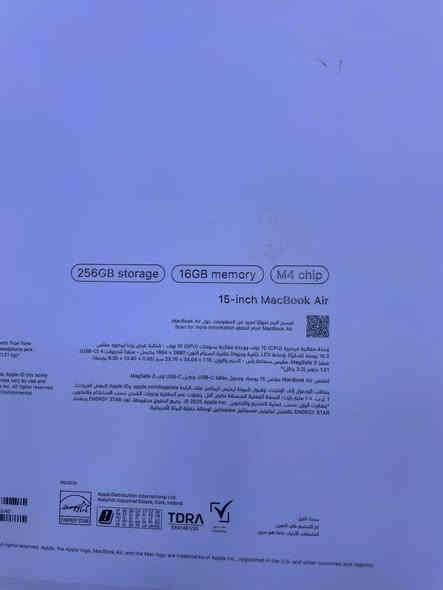 apple macbook air 
M4 
ram 16G 
ssd 256
حجم 15 انج 
بطاريه 100‎%‎ عدد دورات 16 
عربي شرق اوسط كامل ملحقاته 
السعر : 1،375،000
بغداد - المنصور 
***********
