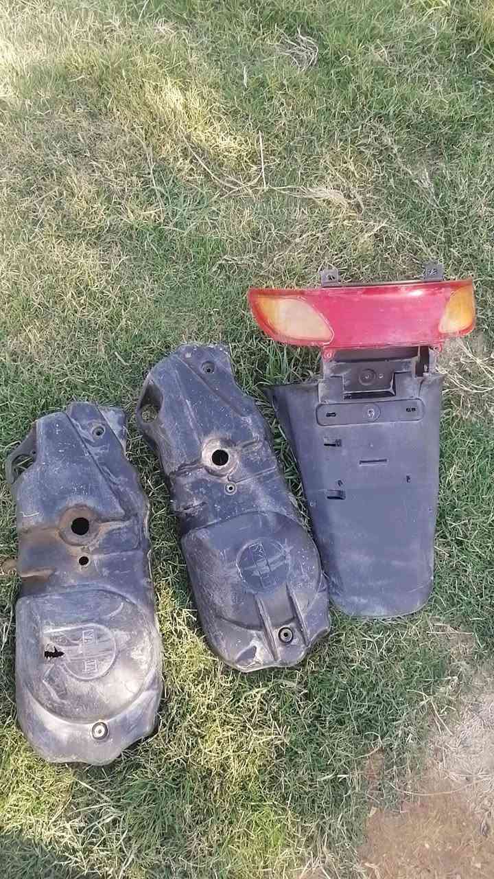 للبيع مكينه مع شاصي ويا ضفيره ويا دبل خلفي قبق هندر 2 بك لايت وياله 4 بيهن 1 امامي و3 خلفي
مكاني غماس


**إذا كنت صاحب هذا الإعلان وتريد حذفه لأي سبب، رجاءا أرسل رسالة إلى الدعم الفني**