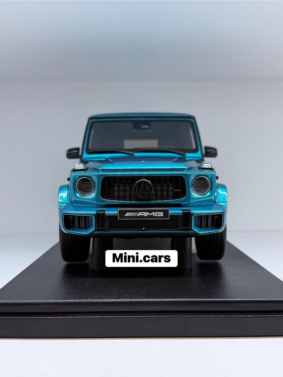 Mercedes-Benz G63 AMG 2024 

Brand : GT SPIRIT
Scale : 1/18
Price : 180,000 Dinar

WhatsApp: +9647504702207

‎التوصيل لجميع مناطق اربيل مجانا

‎گەیاندن بەخۆرایە بۆ ناو شاری هەولێر
