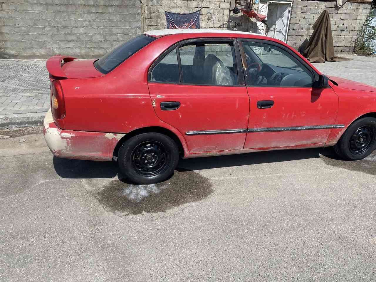 سلام عليكم هنداي  كسن موديل 2000 جاهزه رقم بصره مجدده سنويه 28مكينه بيه بخاركربيات شغاله حديده جيده تخم تاير مكان سياره البصره السعر 30 ورقه تصال ***********
