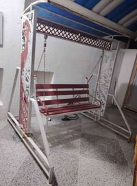 مرجوحة للبيع  الارتفاع والعرض ٢ متر وعشرين سنتمتر تتحمل مختلف الاوزان ...