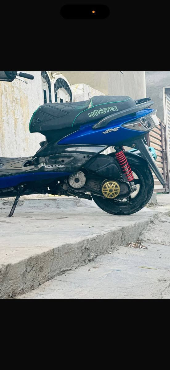 سكنس فحل نوزل بوشه 58  بيه كلجات رياضي ويدات رياضي وزينون عدسه وقارئ فولتيه وشحن وسماعه بلوتوث بك لايت لد كهربائيات كله شغاله قبضات رياضي صالنصه ستيل  جاملغ فايبر كاربون  كشن رياضي كاعيات ستيل اصليه شلعه معدل مابيه نقص مكاني بغداد مشتل 650 بيه مجال ***********
