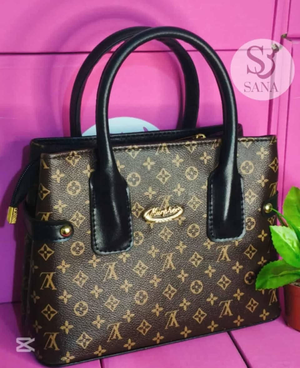 متوفر اخر درزنين ب100 للحجز خاص واتساب ***********
