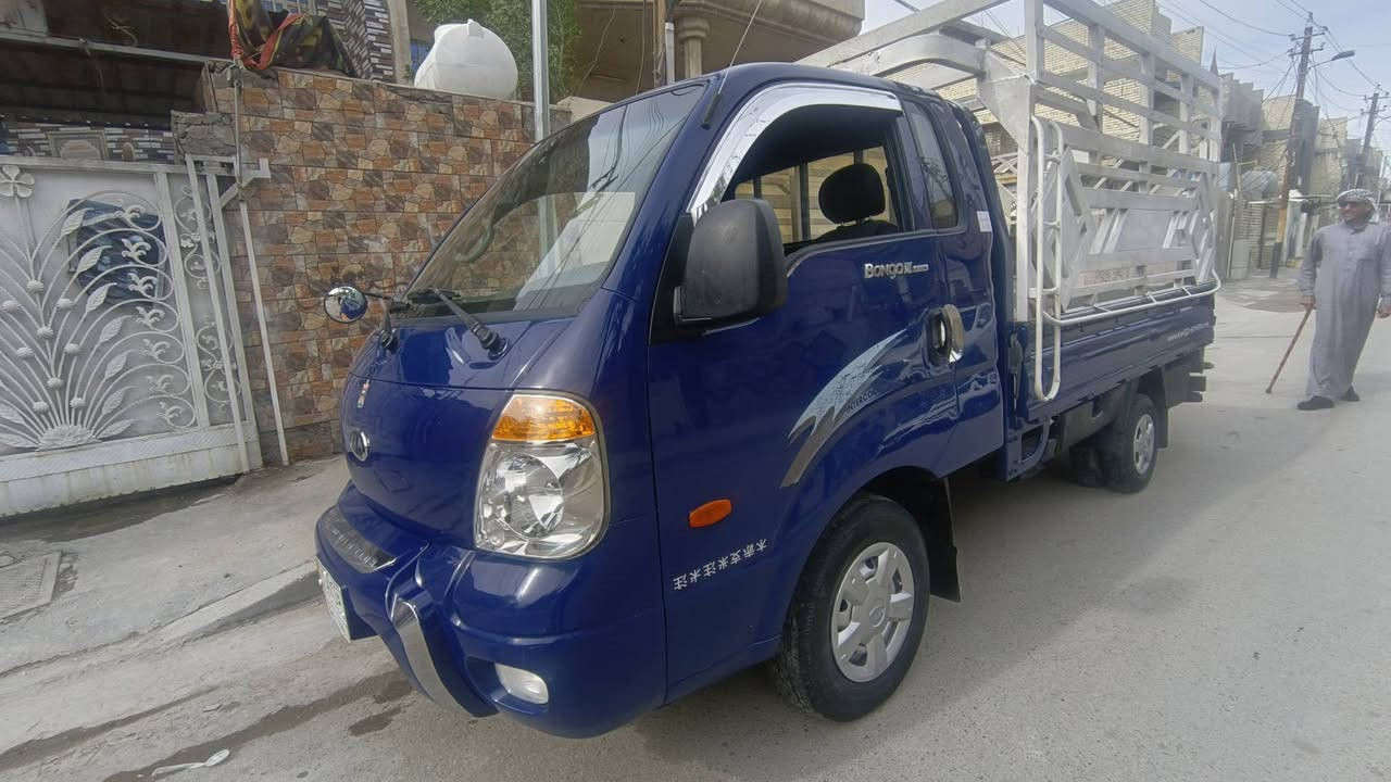 كيا بنكو  موديل 2007 محرك 3000 مفتوح
محرك كير اكسن مكفول 
مكفولة من ضربة وكص صبغ مكانات بصيطة اثر جراد 
شاصي مكفول 
تبريد 🥶 ثلج 
شاشة +كامرة خلفية 
تخم تاير امامي خلفي جدد 
قطرة اخياس مابيهة 
جاهزة من كل النواحي 
رقم بغداد مشروع وطني سنوية لغاية 28 تحويل مباشر 
السعر 85$
مكاني بغداد مدينة الصدر الاورفلي 
رقم الهاتف ***********
