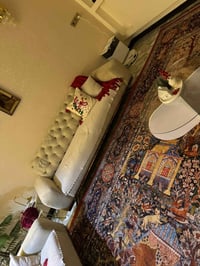 تخم 8 مقاعد نضيف اي ضرر  مابي يتحول  سرير مشتري مليونين ونص رايدي 900 ...