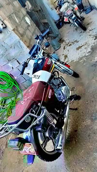 للبيع دراجه موديل 23 دراجه حلوه ونضيفه مكفوله كفاله عام  كل عيب مابيهه...