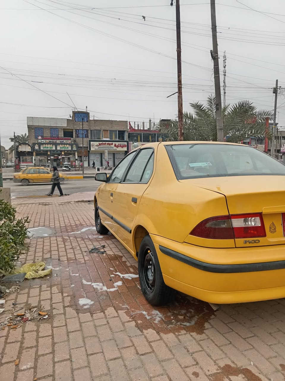 السلام عليكم
سيارة سمند
موديل 2012 كرستال
السيارة علة وضع الشركة
تخم تاير نضيف
مكينة نضيفة
حلوة
تبريد شغال ثلج
الصدر امامي خلفي نضيف 
السيارة ماشية 180 
السعر 42
بغداد الحبيبية
***********
