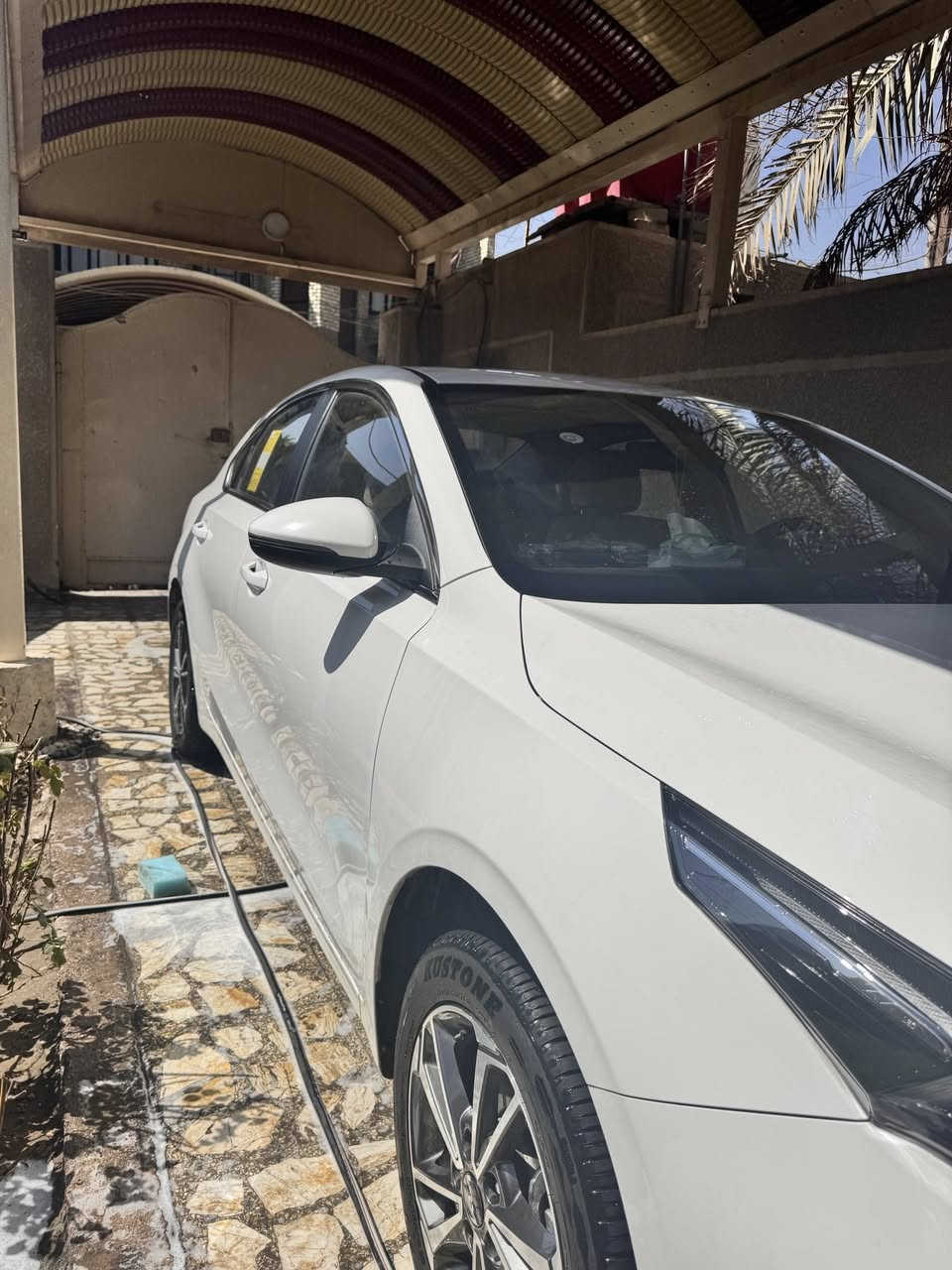 سلام عليكم
K3 للبيع 
موديل 2024 رقمها شمالي اربيل 
ماشيه 52000 كم
السعر: 130 ورقه وبيها مجال 
رقم التليفون:***********
