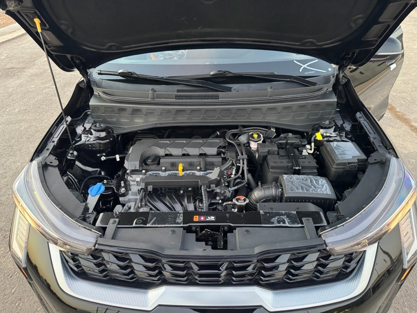 كيا سونيت موديل 2024 شكل
الجديد
زيرو ماشيه ٤٠٠  كم فقط 
زيرو 
رقم اربيل الجديد باسمي السنويه
لون ابيض صدفي
مواصفات
شاشه كبيره نفكيشن مع كامره
المري ترحيبيه شفط
ويل كب كروم
حساسات خلفيه
تحكم مقود
لايتات هايلوجين مع كشافات
امامي
كشاف ضبابي خلفي
كيجات الكتروني
لايت اوتو كهربه يصعد و ينزل تبريد قطعتين خلفي و امامي
كير اوتو 8 نمر
محرك cc 1600 دبل نوزل
اقتصادي جدا
دبل ايرباك
حساس ضغط الاطارات
شباك بيانو بلاك
السعر 155  $$

الاتصال ***********

***********