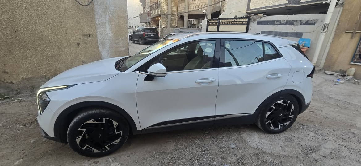 للبيع كيا سبورتاج موديل 2023
خليجية
– المسافة المقطوعة: 60 كم 
ضمان الشركة الدولية بعده تحت الضمان 
مكانات بارد فقط  
رقم بغداد بأسمي تحويل ثاني يوم
المواصفات:
– بصمة تشغيل- بصمة ابواب تشغيل عن بعد 
– شفتات ستيرن– إشارات بالمرايا– حساسات أمامية خلفي
– مرايا كهربائية – ويل 19 –تبريد قطعتين
– إضاءات LED أمامية وخلفية
السعر :208 ورقة   
للاستفسار: ***********
