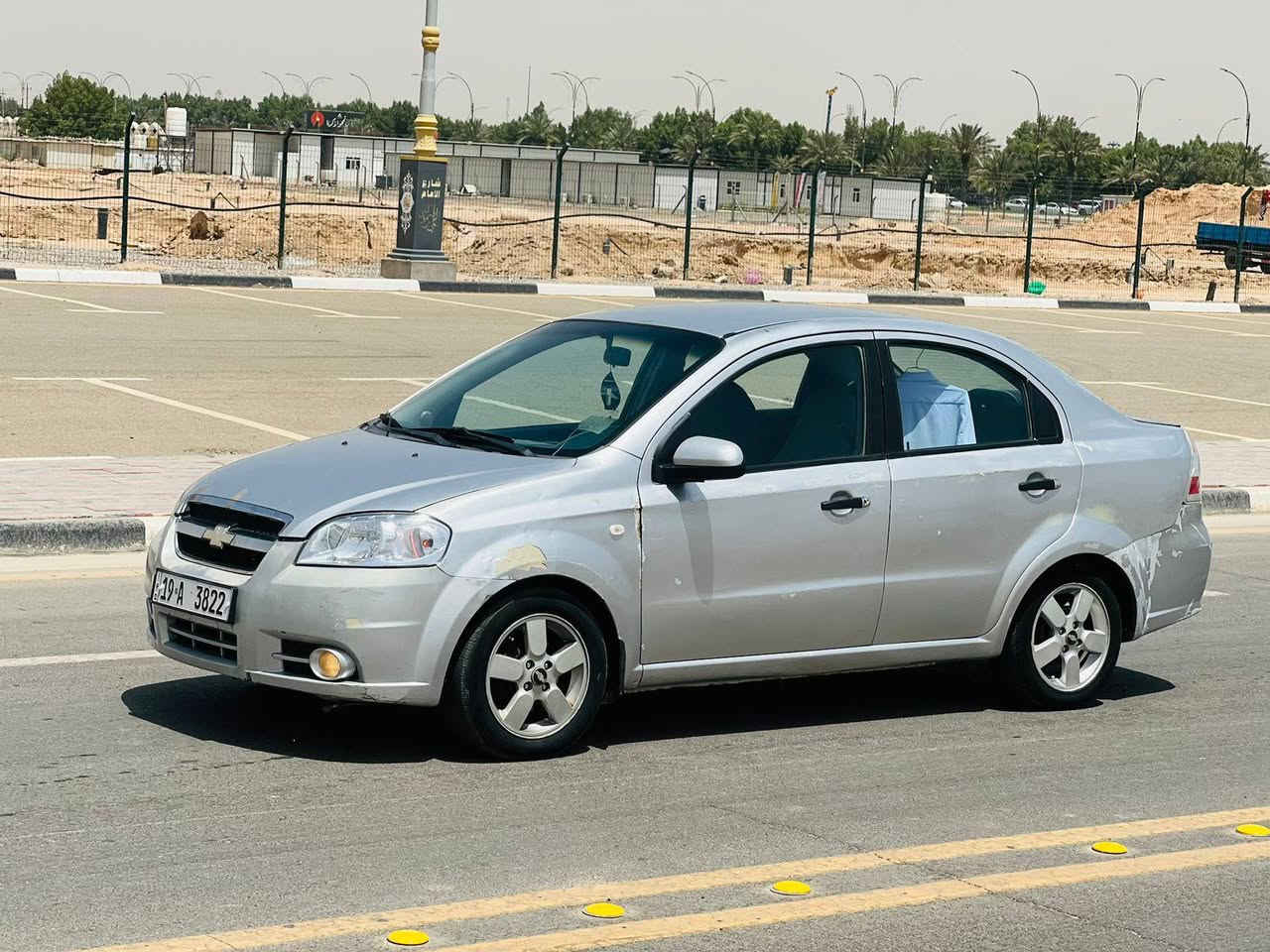 السلام عليكم ورحمة الله وبركاته. 
افيو رقم كربلاء كير مكية حدادية خير من اللة تخم تاير جديد تبريد تدفئة كلة شغال تحويل مباشر سيارة بسمي بيها جاملغ خلفي جهة السايق والباب السعر 65$المكان كربلاء 
رقم الموبايل ***********
***********
