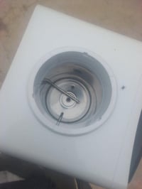 ثلاجة • ٣ حنفيات • نضيف