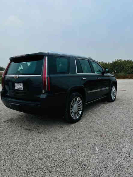 كديلاك سكاليد 2018 فول مواصفات Vip 
رقم اربيل تريد تحويل تريد وكاله 
السياره مكفوله كفاله عامه
كامرات امامي وخلفي  360 درجه
دخول ذكي للسياره
تشغيل عن بعد نقطه عمياء
داتاشو فووول للاخير بعد بيها هواي مواصفات
للسفسار اكثر : ***********
السعر : 380 💵
مكان : الانبار .الخالديه
