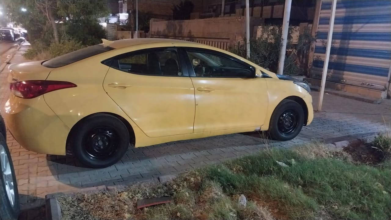 السلام عليكم النترا خليجيه 2014 محرك 1800جديد كير بالصندوق كوري تخم تاير صدر امامي وخلفي جديد السياره ماناقصهه شي بس لوحات صدامي واتعهد بالتحويل للاستفسار الاتصال *********** بي واتساب
