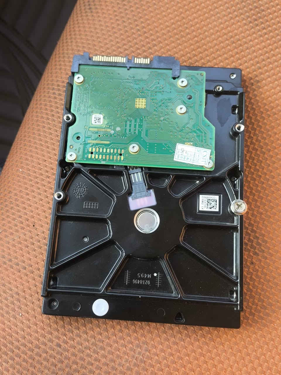 السعر 25الف  المكان ديالئ المقدادية *********** هارد 500 علفحص ولضمان
