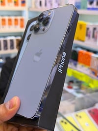 آيفون ١٣ برو ماكس • ٢٥٦ • بطارية ٩٤