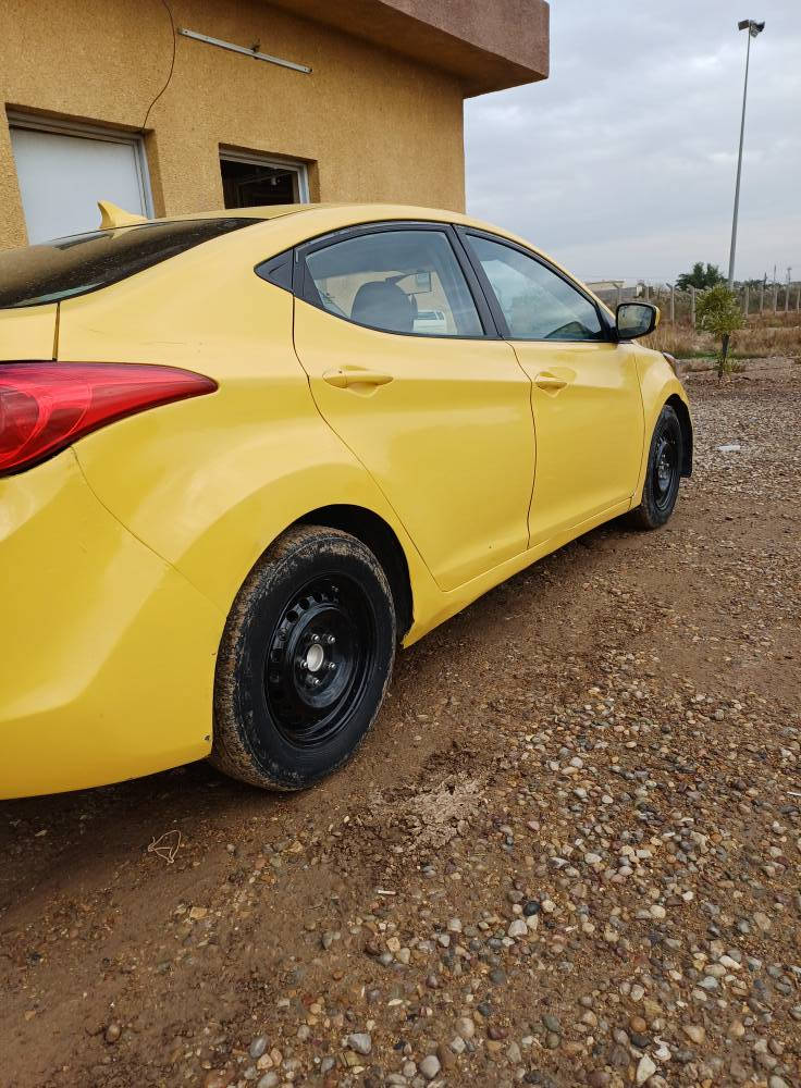 بيع مستعجل السيارة متضررة وبيها سونار 
بيها تبديل 4 قطع 
ابيع على هاي الوضعية تفيد الجناي 
النترا موديل 2015 تكسي رقم بغداد 
المحرك والگير لاتبخير ولا تنقيص خير من الله 
السعر 85 قفل قفل 
هاتف / *********** بغداد, العراق
