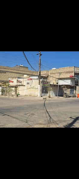 السلام عليكم 
للبيع بيت قديم تفليش ركن شارع 20عريض 
البيت مقابل مدرسة 
الموقع تجاري  
المساحة 340
الواجهة 17
النزال 20
العنوان مقابل شارع جامع الشروفي اقرب نقطة دالة  مجاور اسواق ابوعلي
شارع المصلحة القديم   
الاستفسار  مع مكتب المشرق للعقار على الرقم ***********
 غير متواجد للدردشة على الخاص
