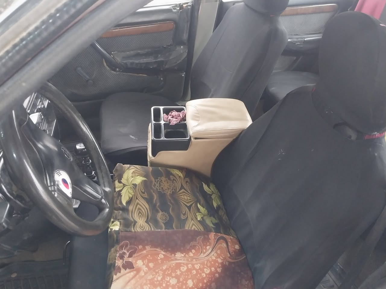 سياره للبيع اوبل فكتره موديل ١٩٨٩ سنويه نهايه ٢٠٢٧ قطره خياس ماكو سياره ابلاديه المكان سامراء السعر ٢٦ وبيها مجال  الرقم ***********
