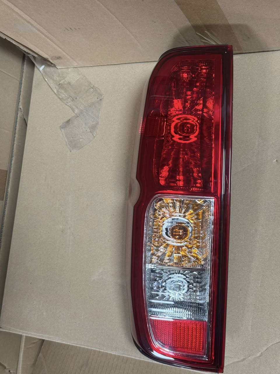 كل أدوات الفونتيره متوفرة يمنا 
بنيد- دعاميه- الايتات-كير-محرك-كهربائيات-جاملغ-بنيد-كشر-كصات كامله- بيبان 
١-تفصيخ 
٢-جديد وكاله 
٣-تجاري 
العنوان: البصرة الزبير الصناعيه الجديده خلف محطه بانزين خانه 

يوجد توصيل كافة محافظات العراق 🇮🇶 

للإستفسار والتواصل 

ابو سجاد :  ***********
سجاد      :  ***********
