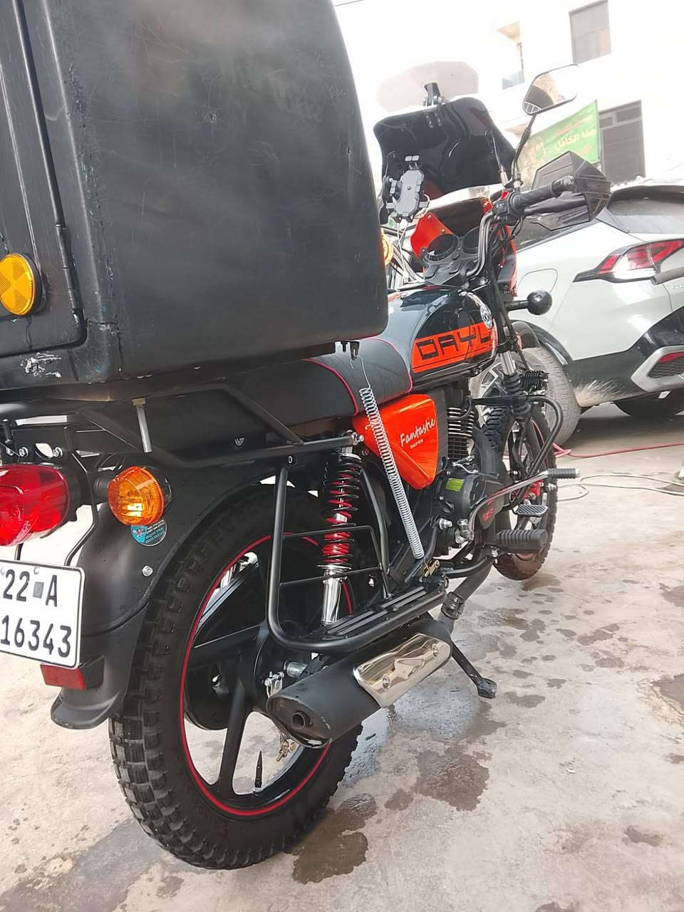 السلام عليكم دراجه دايوان جبلي موديل 2025 زيرو ماشيه 4000 للبيع السعر 2400وبيها مجال حك جيه مكاني بغداد ***********
