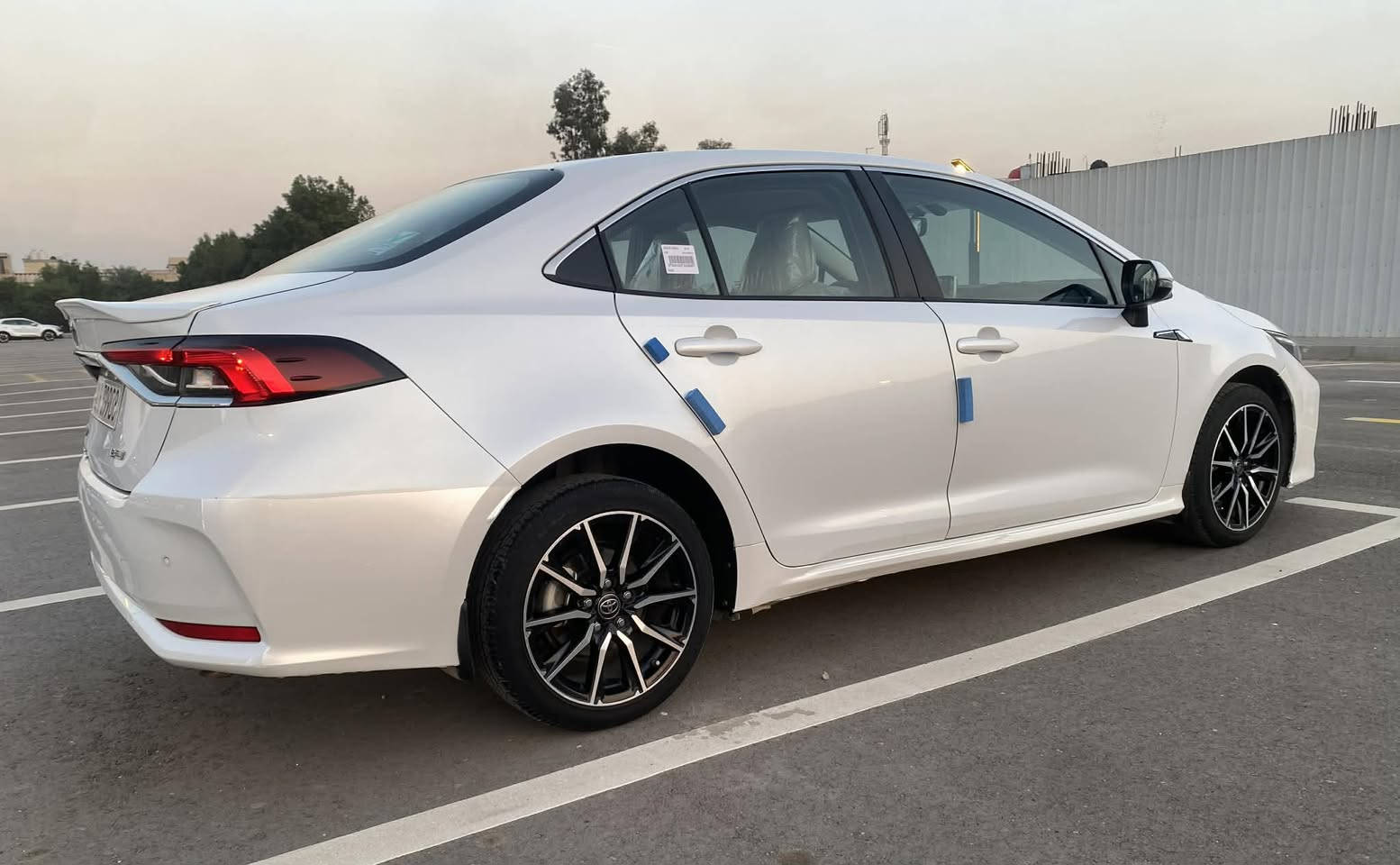 كورلا 2022خليجي الوجبة الاولى(SAS) وكاله ساز مكفوله من صبغ بيه بارد باب السايق ماشيه 65 كيلو المواصفات محرك 1800بنزين بصمه دخول ذكي نظام الترحيب عنده الاقترابتبريد قطعتين كيجات دجتل شاشهاشاير مري مري كهرباء ويل كب16 عدد 5حساس اطار +حساس لايت عالي ناصي اوتو حساس امامي خلفي كامره خلفي شاش كشنات مخمل قطعتين تبريد رقم سليمانية تحويل ثاني يومسيارة جديده استخدام شخصي فقطالسعر 167 وبيه مجال بسيطللاستفسار/***********مكان سياره( بغداد )
