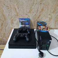 بلايستيشن 4 سليم • 2 يدات جوستك • أقراص ألعاب