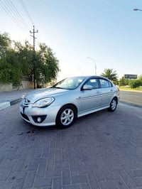 اكسنت ٢٠١٠ • محرك ١٦٠٠ • داخل جلد