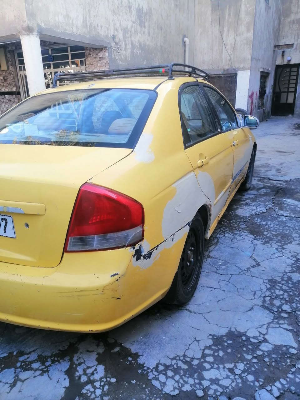 السلام عليكم كيه سبكتره 2007رقم بغداد دولي بسمي مصفره هيئه وغرامات محرك كير جدد محرك 2000كهربياتها كلها شغاله حداديه نضيف تخم تاير السياره وارد امريكي حادثه بل جنطه سياره نقصه فقط صبغ المو شراي لايتعبني السعر 65$ مكاني بغداد لامين الثانيه ***********
