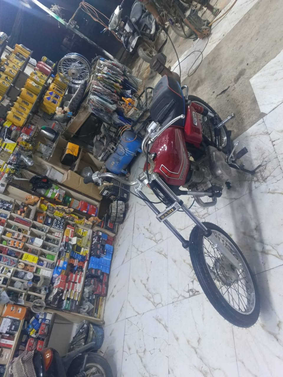 سلام عليكم ماطور كلك اللبيع الماكينه مفتوحة  السعر 325بدون راصطه وبيهة مجال حك الجية ***********واتساب
