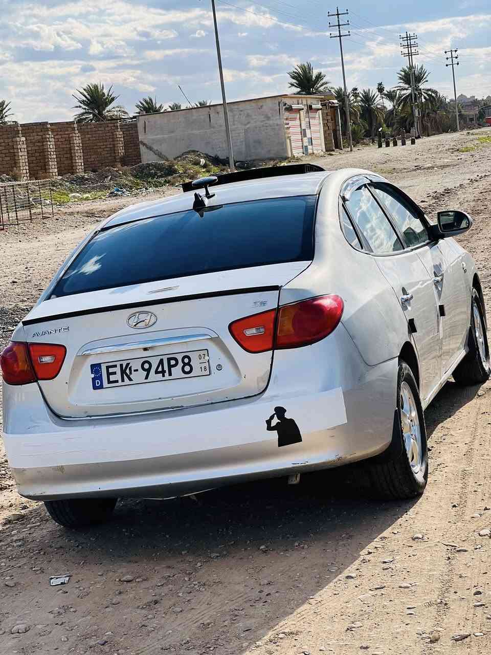 للبيع
افانتي كص ادوات  
موديل 2009
محرك كير شرط
تخم تاير جديد
كهربائيات كلها شغاله 
امري شفط 
تحكم استيرن 
تبريد ثلج 
تدفئه نار 
مسجل  
بيانو 
اربع دسك 
السياره جديده  آحلا من آلصور مكان السيآره تكريت الأستفسار آتصل ع صاحبها ***********
