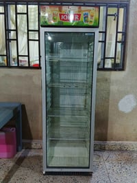 ثلاجه عارضه نضيف شرط البروده الي يريده يتصل علا هذا الرقم 07708503036