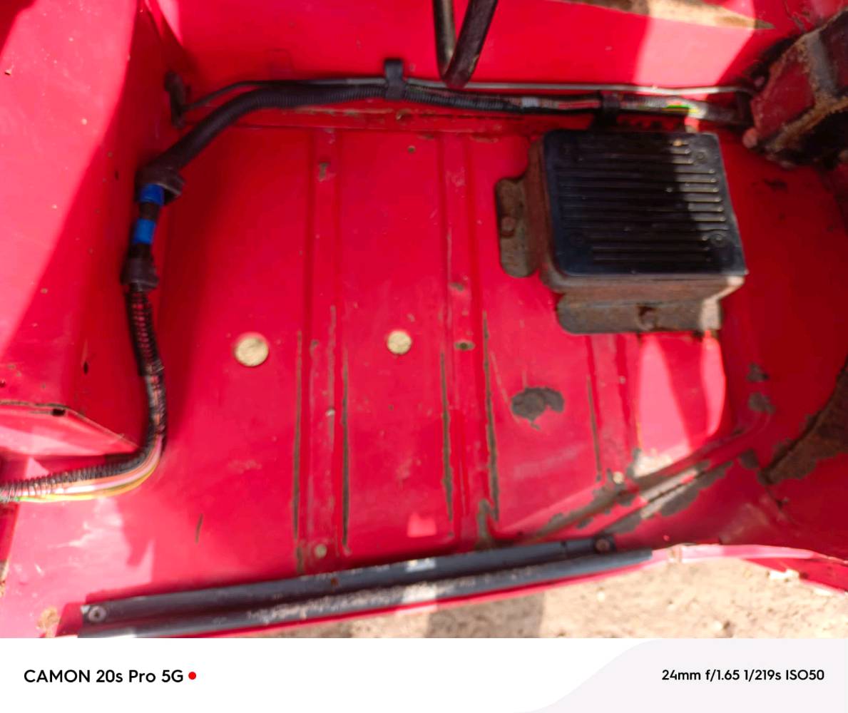 سلام عليكم تكتك بياجو للبيع مديل 2018 رقم وسنويه إنكليزي سنويه نافذه لل2028 /محرك محور TVs خير من الله ناعم/ كهربائيات شغاله مجموعه البريك كلها جديده مبدله قمجيات كلها جدد بوربرنات مال وياله كلها جدد بين قوسين الميكانيك إخوان كله امبدل جديد تخم تاير جواها تكتك جاهزه كبل لشارع ربع دينار متصرف عليها كامله عل أخير/  تحويل مباشر لاتعبك ولاتعبني ونضافه الكشر كدام عينكم مامضمومه حيل نضيفه خياسات ماكو بلكشر ولابلجامرلوغات من جوه انضاف قطره خياس مابيهن
سعر 3750 وبيها مجال بسيط /عنوان ديالى الكاطون 

***********
